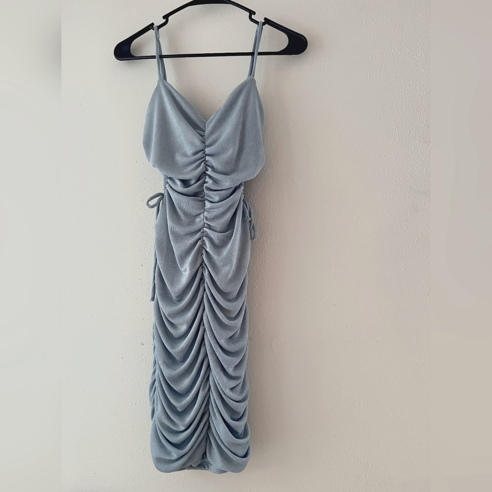 Formal Dress - Picture 2 of 2